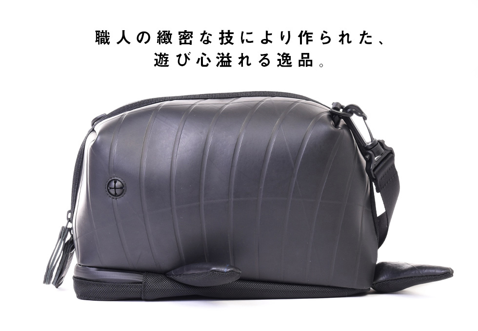 ショルダーバッグ Whale-日本職人が作るトート・ショルダー バッグ・財布 SEAL