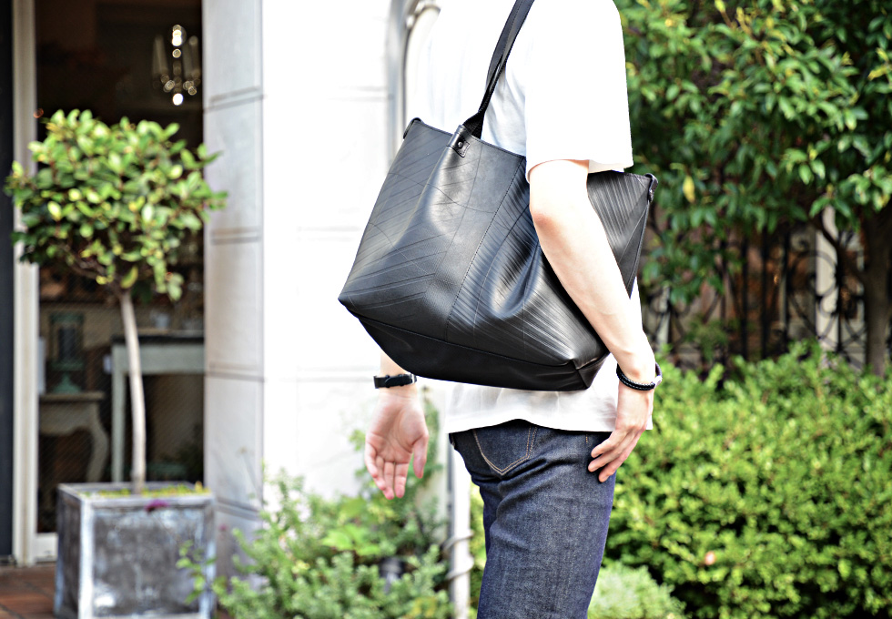 プレーントートバッグ | 日本職人が作る、こだわりのメンズ防水バッグ 