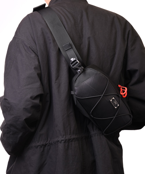 Elastic Bodybag | 日本職人が作るメンズ トート バッグ・ショルダー