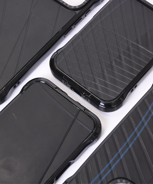 TUBE iPhone case for 17【オンライン限定】 | 日本職人が作るメンズ