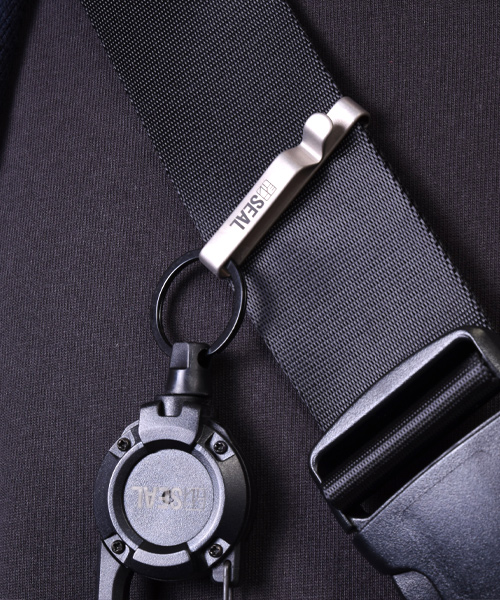 チタンベルトクリップ | 日本職人が作るメンズ トート バッグ